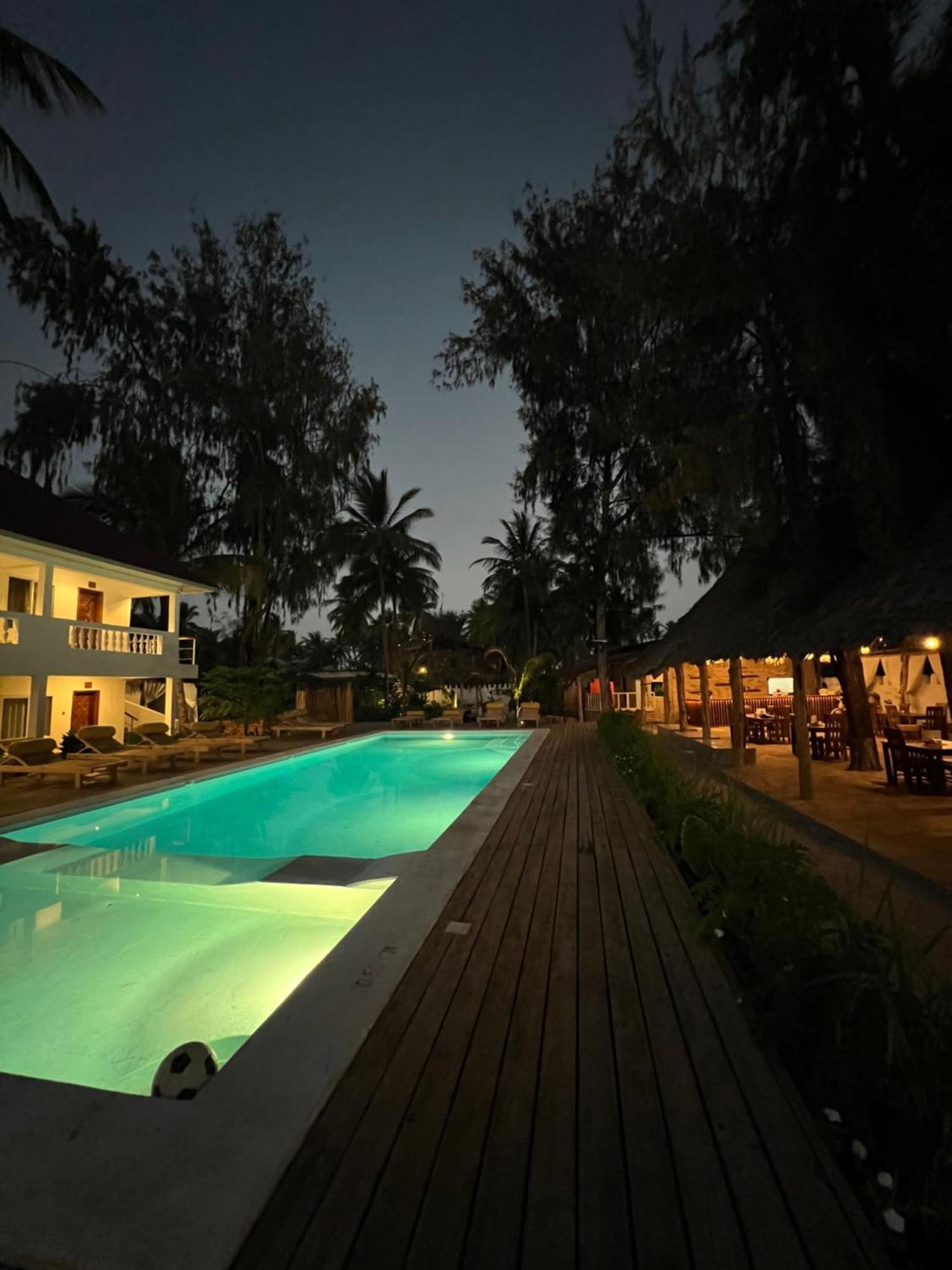 Mem Luxury Apartments And Hotel Paje Extérieur photo